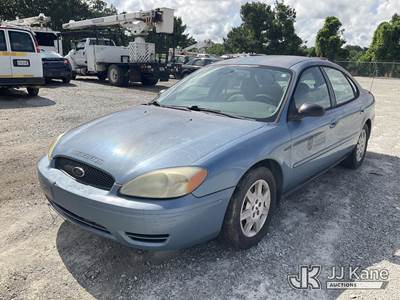 2005 Ford Taurus SE 4-Door Sedan