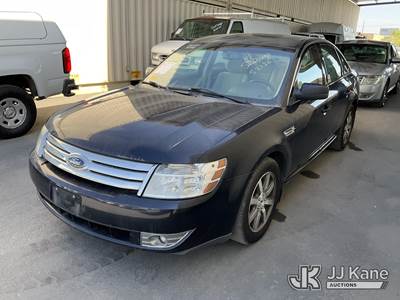 2009 Ford Taurus 4-Door Sedan