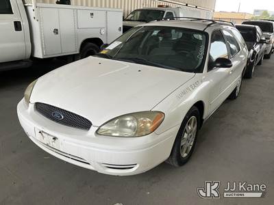 2004 Ford Taurus Wagon SE 4-Door Station Wagon