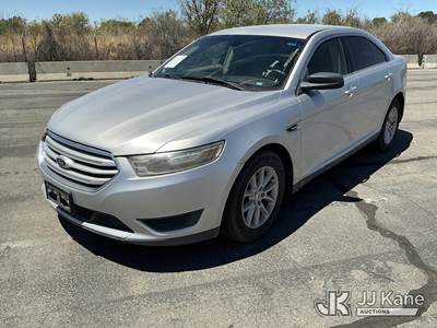 2014 Ford Taurus 4-Door Sedan