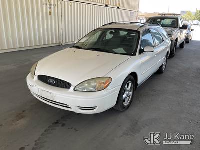 2004 Ford Taurus Wagon 4-Door Station Wagon