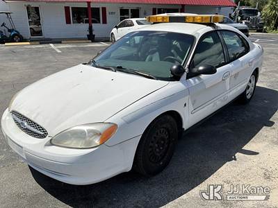 2002 Ford Taurus 4-Door Sedan