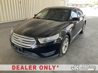 2013 Ford Taurus SEL 4-Door Sedan