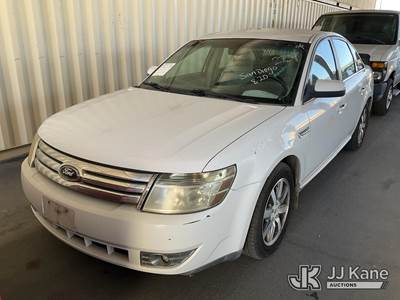 2008 Ford Taurus 4-Door Sedan