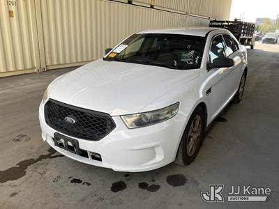 2013 Ford Taurus Police 4-Door Sedan