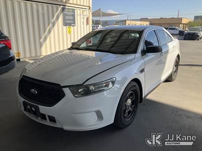 2013 Ford Taurus Police 4-Door Sedan