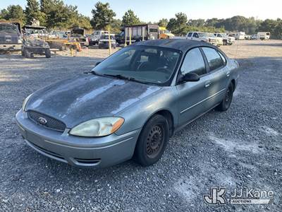 2006 Ford Taurus SE 4-Door Sedan