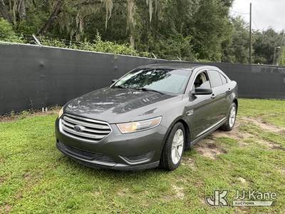 2017 Ford Taurus SE 4-Door Sedan