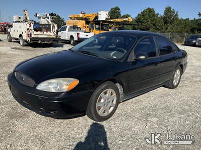 2006 Ford Taurus SE 4-Door Sedan
