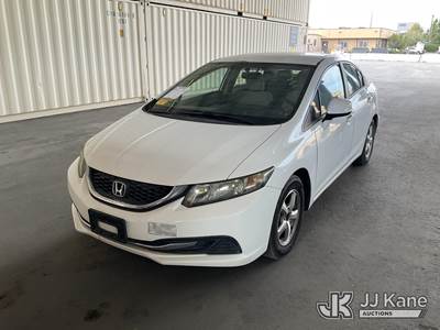2013 Honda Civic CNG Sedan 5-Speed AT 4-Door Sedan