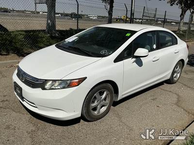 2012 Honda Civic CNG Sedan 5-Speed AT 4-Door Sedan