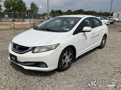2014 Honda Civic Hybrid 4-Door Sedan
