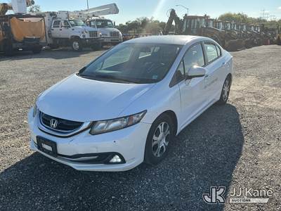 2014 Honda Civic Hybrid 4-Door Sedan