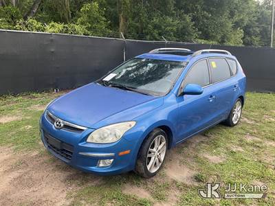 2011 Hyundai Elantra Touring 4-Door Hatch Back