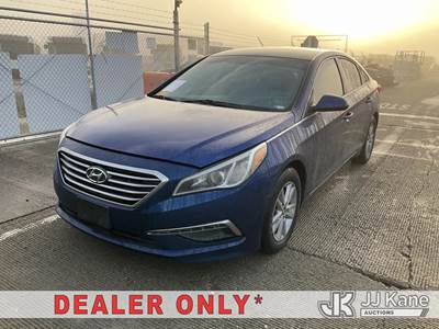 2015 Hyundai Sonata 4-Door Sedan