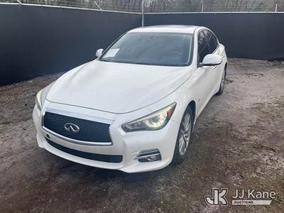 2016 Infiniti Q50 4-Door Sedan