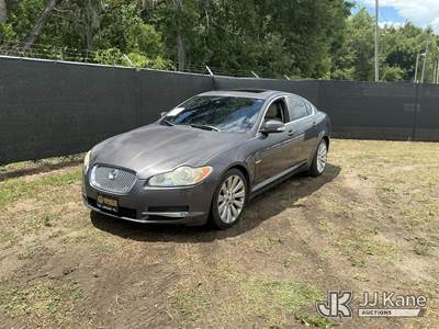 2009 Jaguar XF-Series 4-Door Sedan