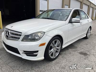 2013 Mercedes-Benz C-Class 4-Door Sedan