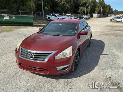2014 Nissan Altima 4-Door Sedan