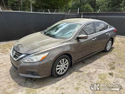 2016 Nissan Altima 4-Door Sedan