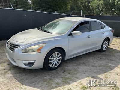 2015 Nissan Altima 4-Door Sedan