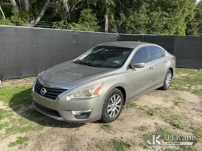 2015 Nissan Altima 4-Door Sedan