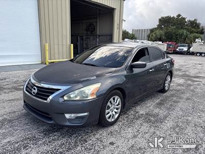 2013 Nissan Altima 4-Door Sedan