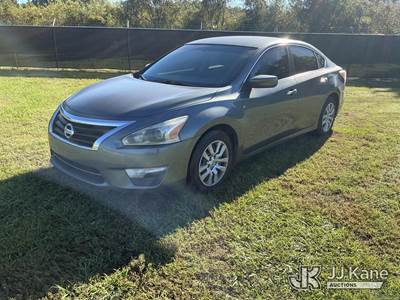 2015 Nissan Altima 4-Door Sedan
