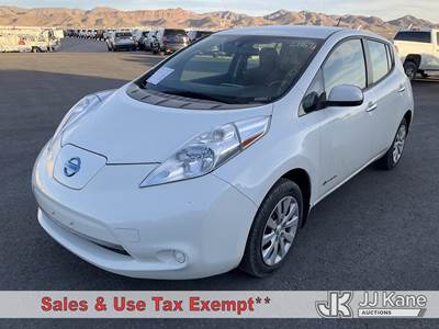 2015 Nissan LEAF 4-Door Hatch Back