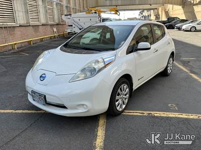 2013 Nissan LEAF 4-Door Hatch Back