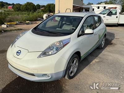 2011 Nissan LEAF 4-Door Hatch Back