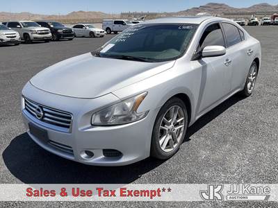 2014 Nissan Maxima 4-Door Sedan