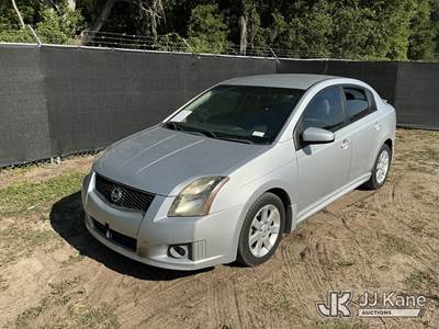 2011 Nissan Sentra 4-Door Sedan