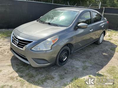 2016 Nissan Versa 4-Door Sedan