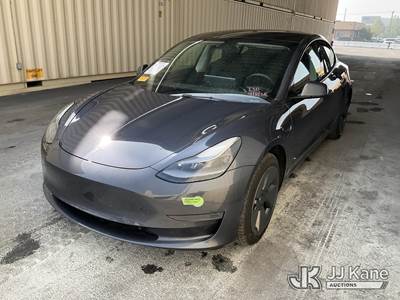 2022 Tesla Model 3 Standard Range Plus 4-Door Sedan
