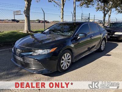 2018 Toyota Camry 4-Door Sedan