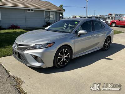 2020 Toyota Camry SE 4-Door Sedan