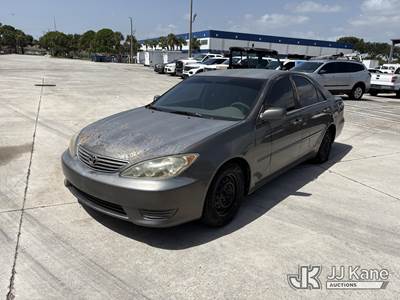 2005 Toyota Camry 4-Door Sedan