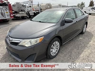 2012 Toyota Camry 4-Door Sedan