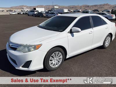 2014 Toyota Camry 4-Door Sedan