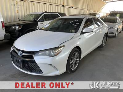 2017 Toyota Camry Hybrid 4-Door Sedan