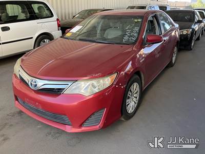 2012 Toyota Camry Hybrid 4-Door Sedan