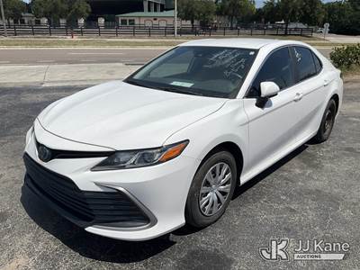2023 Toyota Camry Hybrid 4-Door Sedan