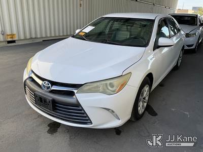 2015 Toyota Camry "Hybrid" 4-Door Sedan
