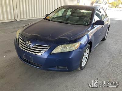 2009 Toyota Camry Hybrid Sedan 4-Door Sedan