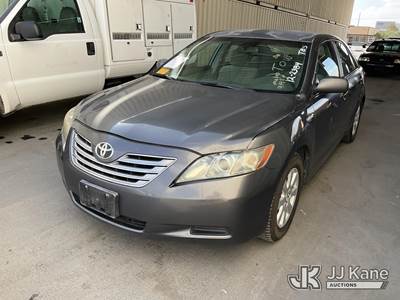 2009 Toyota Camry Hybrid Sedan 4-Door Sedan