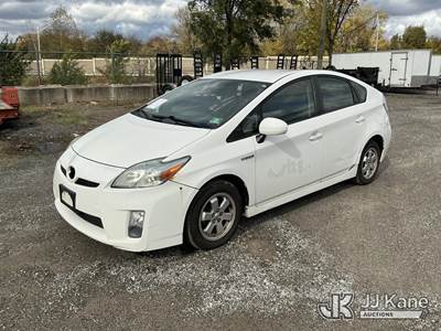 2010 Toyota Prius Hybrid 4-Door Hatch Back