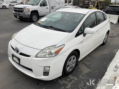 2011 Toyota Prius 4-Door Hybrid Sedan