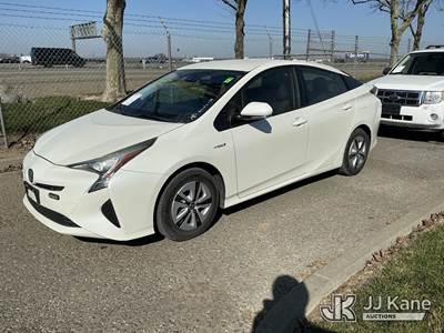 2018 Toyota Prius Hybrid 4-Door Hatch Back