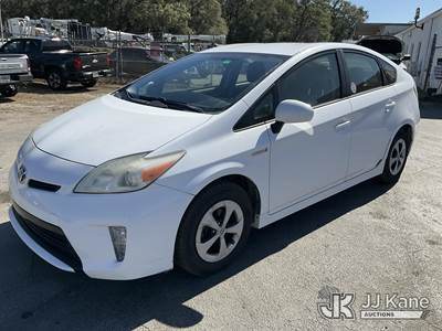 2013 Toyota Prius 4-Door Hatch Back